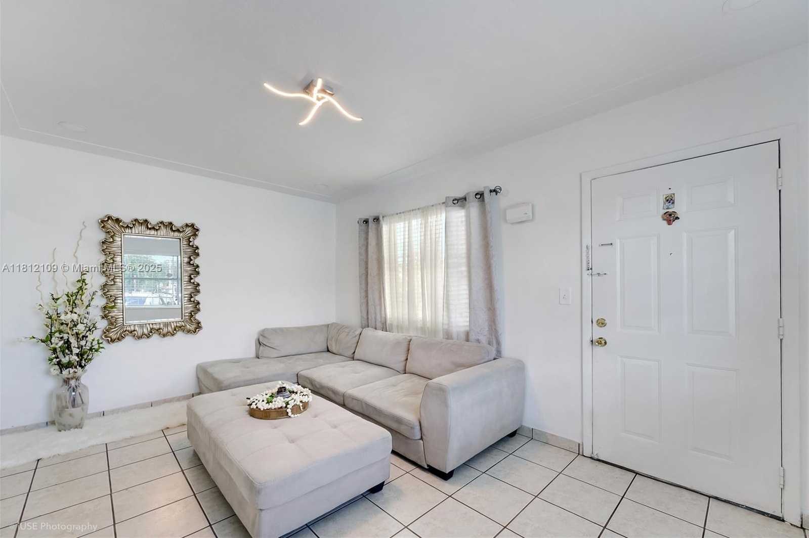 Small Image of 901 SOUTH WEST 34TH AVE, Miami Number 5