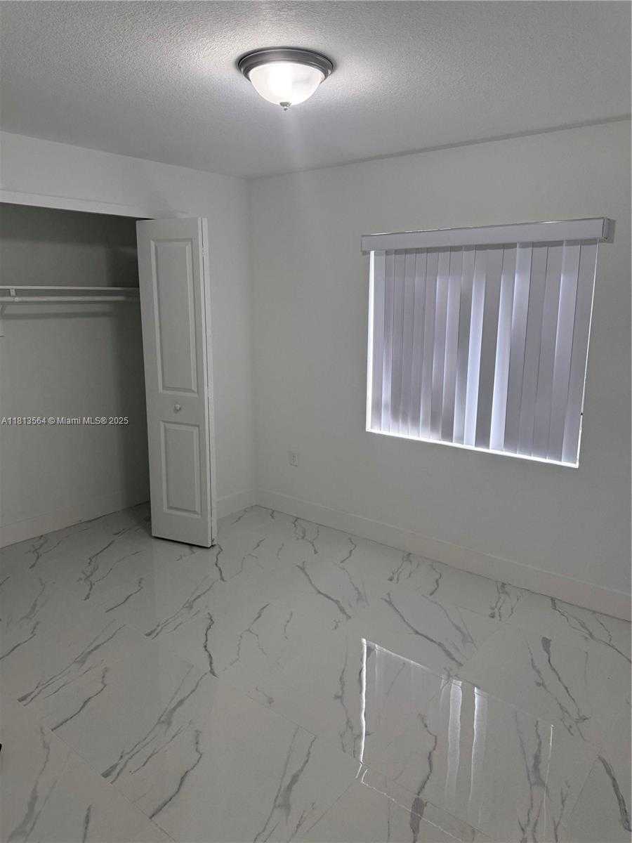 Small Image of 210 SOUTH WEST 3RD, Florida City Number 10