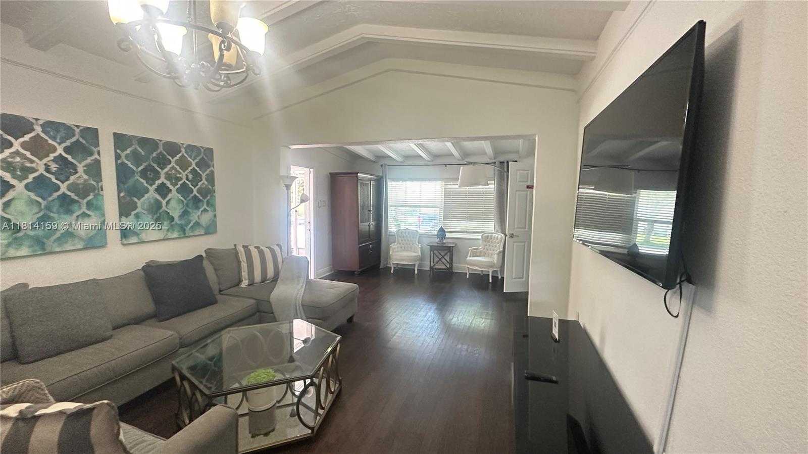 Small Image of 2221 SOUTH WEST 26TH LANE, Miami Number 10