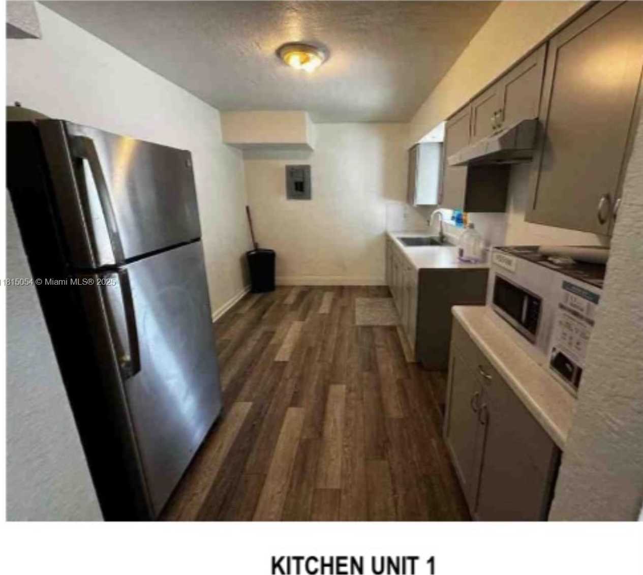 Small Image of 737 NORTH WEST 6TH ST #3, Hallandale Beach Number 2