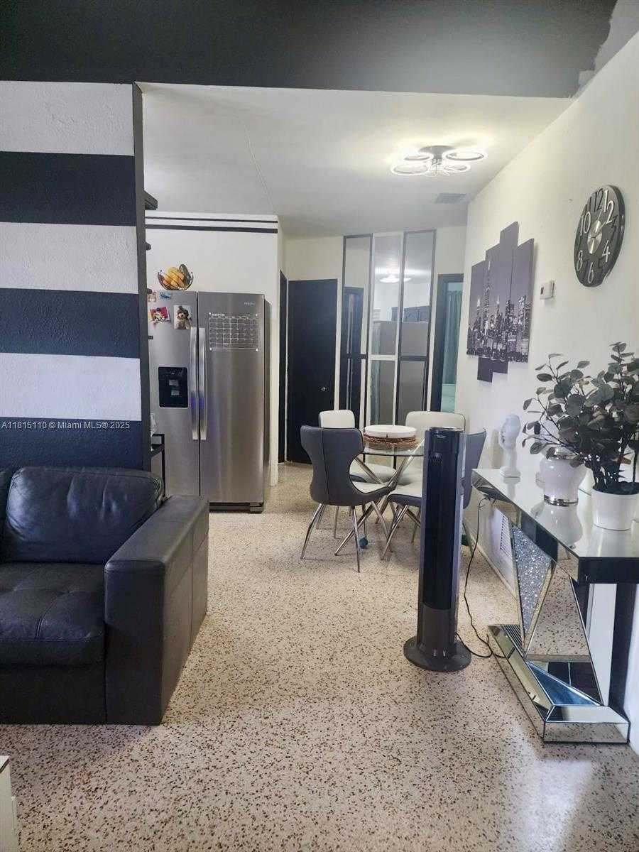 Small Image of 7080 SOUTH WEST 22ND ST, Miami Number 13