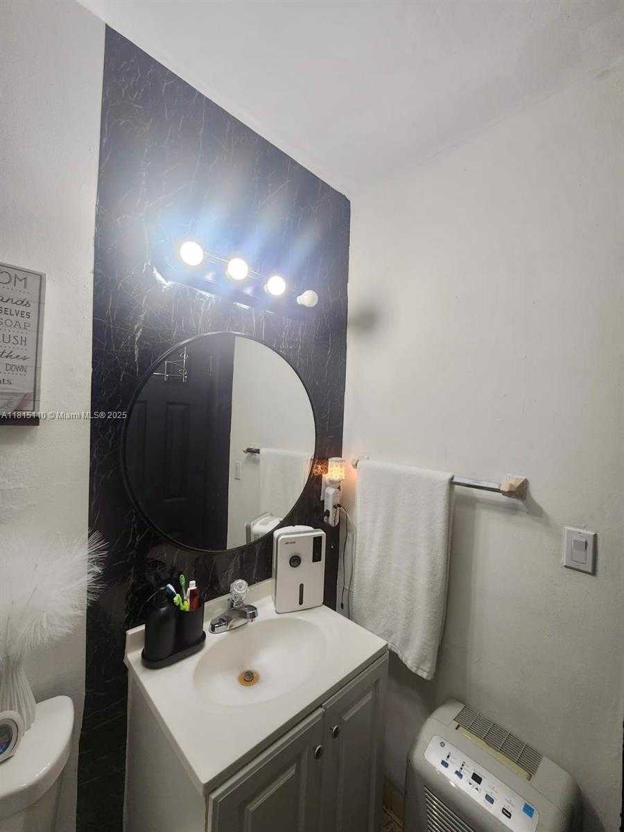 Small Image of 7080 SOUTH WEST 22ND ST, Miami Number 8