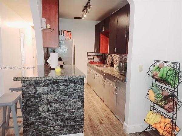 Small Image of 1501 NORTH EAST 175TH ST, North Miami Beach Number 3