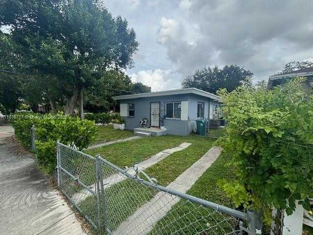 Small Image of 248 NORTH WEST 69TH ST, Miami Number 2