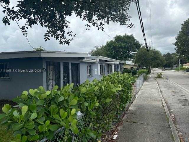 Small Image of 248 NORTH WEST 69TH ST, Miami Number 20