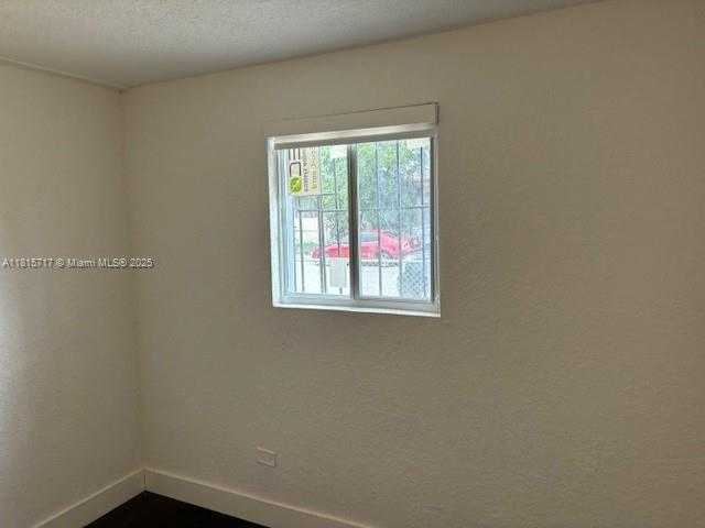 Small Image of 248 NORTH WEST 69TH ST, Miami Number 9