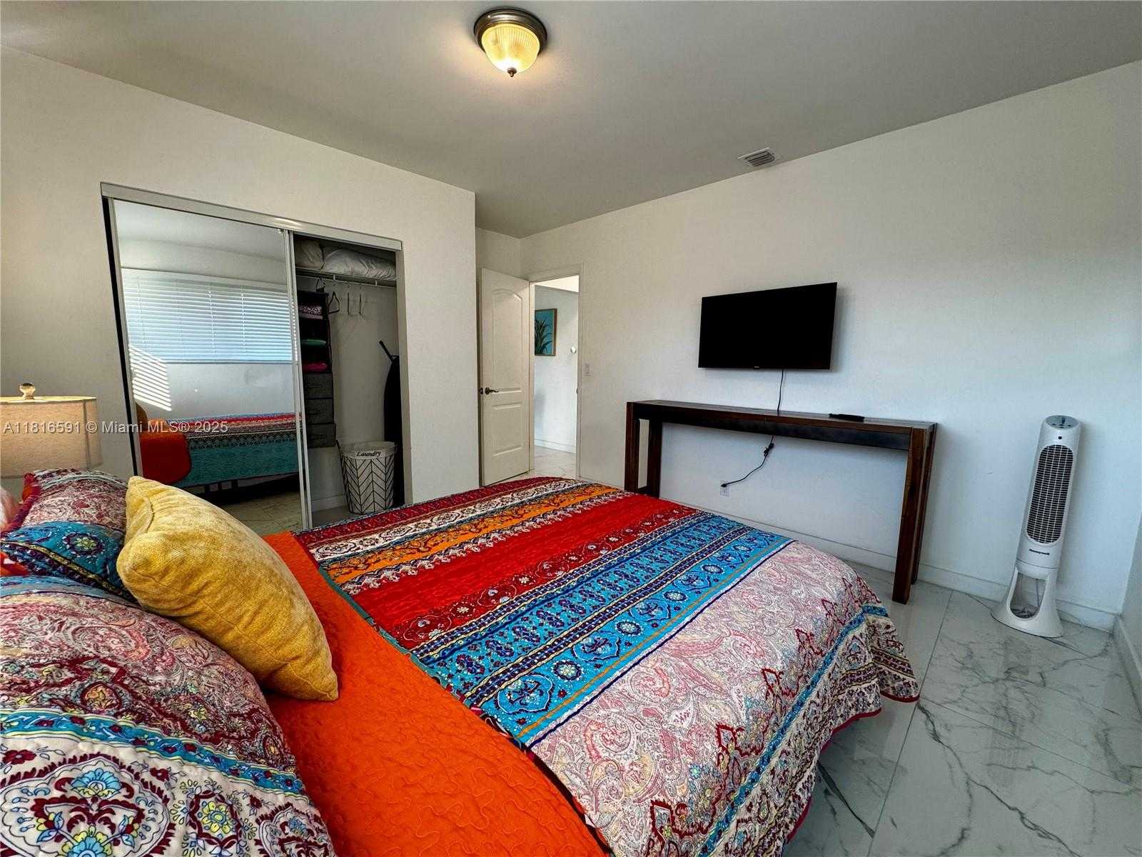 Small Image of 1012 SOUTH WEST 3RD AVE #2, Hallandale Beach Number 12