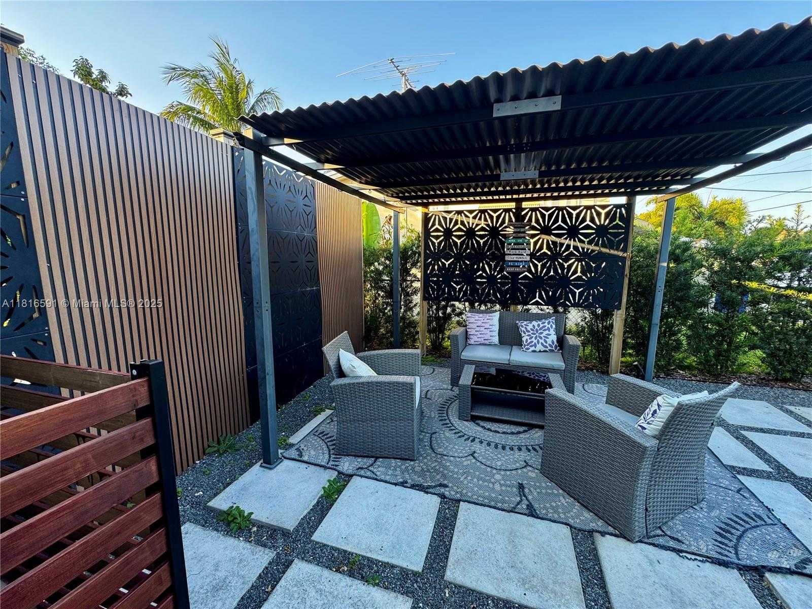 Small Image of 1012 SOUTH WEST 3RD AVE #2, Hallandale Beach Number 19