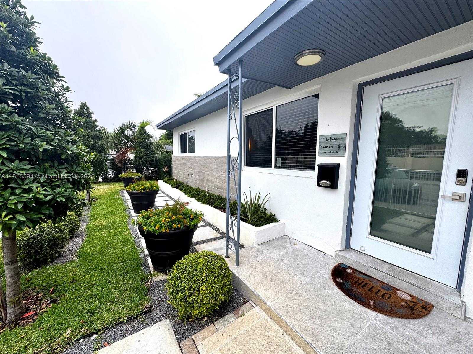 Small Image of 1012 SOUTH WEST 3RD AVE #2, Hallandale Beach Number 22