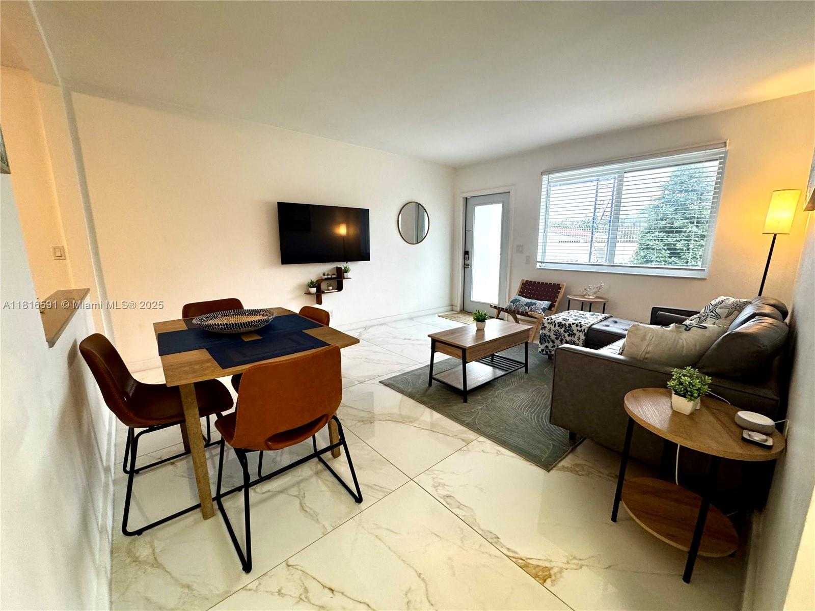 Small Image of 1012 SOUTH WEST 3RD AVE #2, Hallandale Beach Number 24