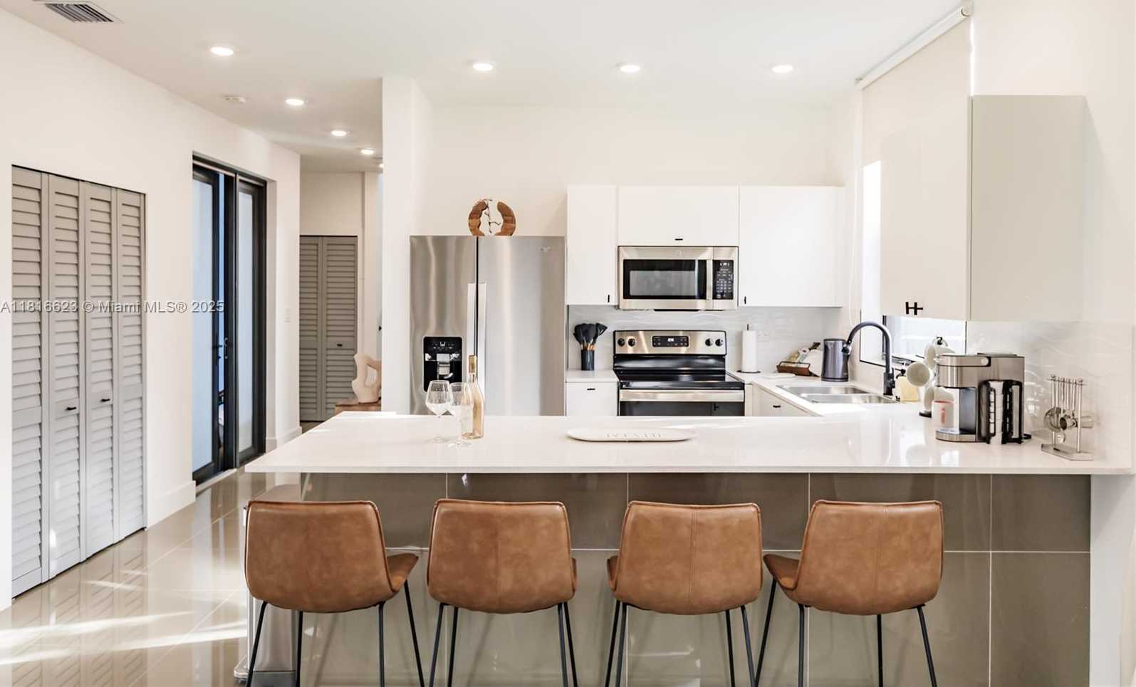 Small Image of 3645 SOUTH WEST 3RD STREET, Miami Number 11