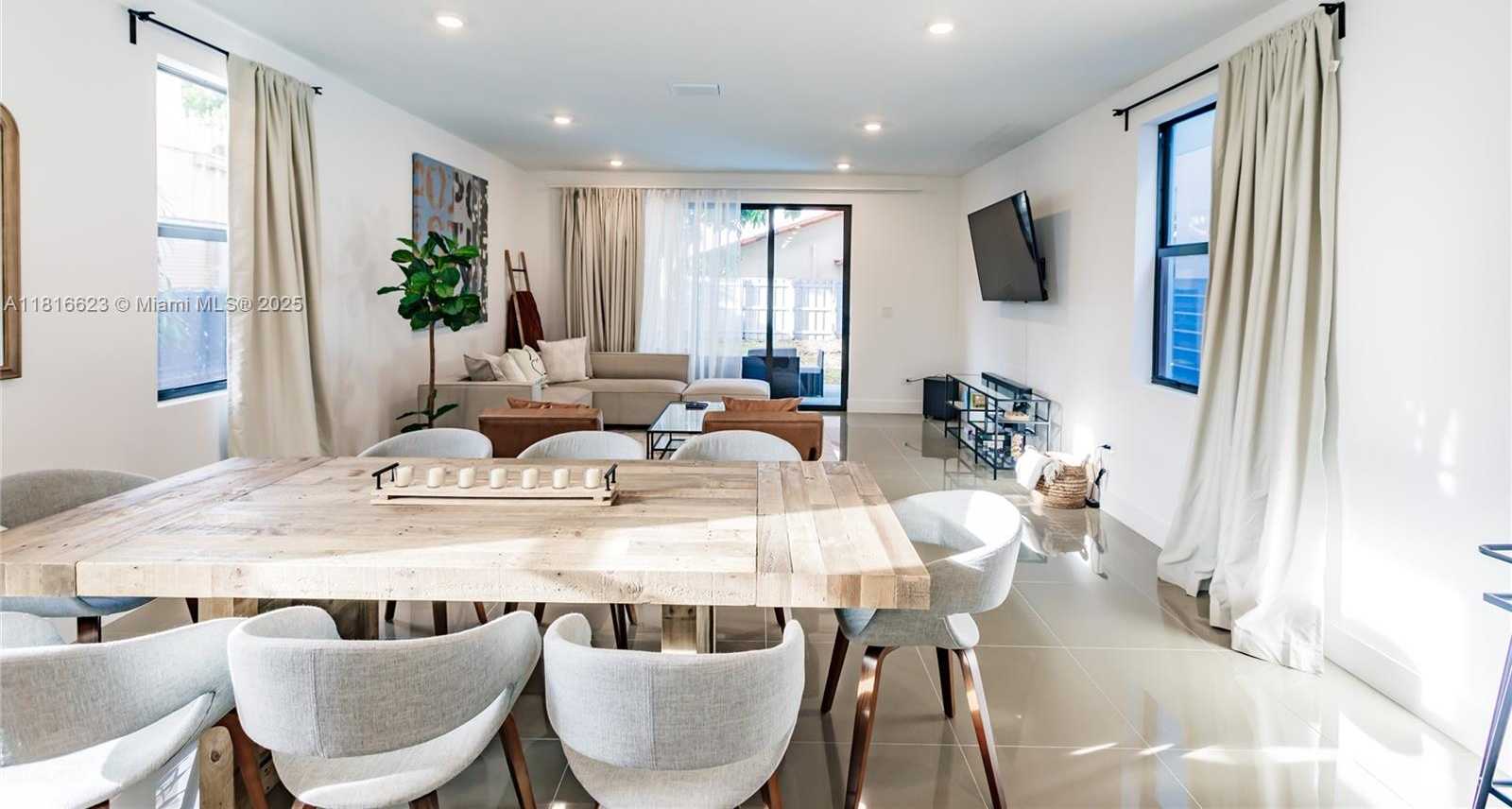 Small Image of 3645 SOUTH WEST 3RD STREET, Miami Number 13