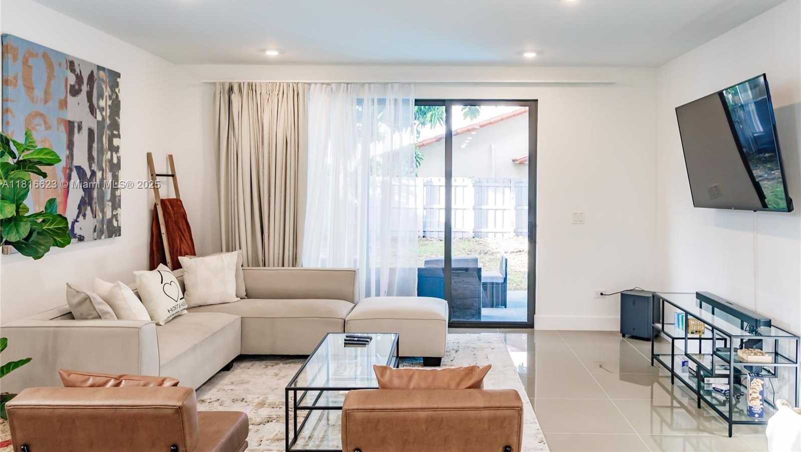 Small Image of 3645 SOUTH WEST 3RD STREET, Miami Number 18
