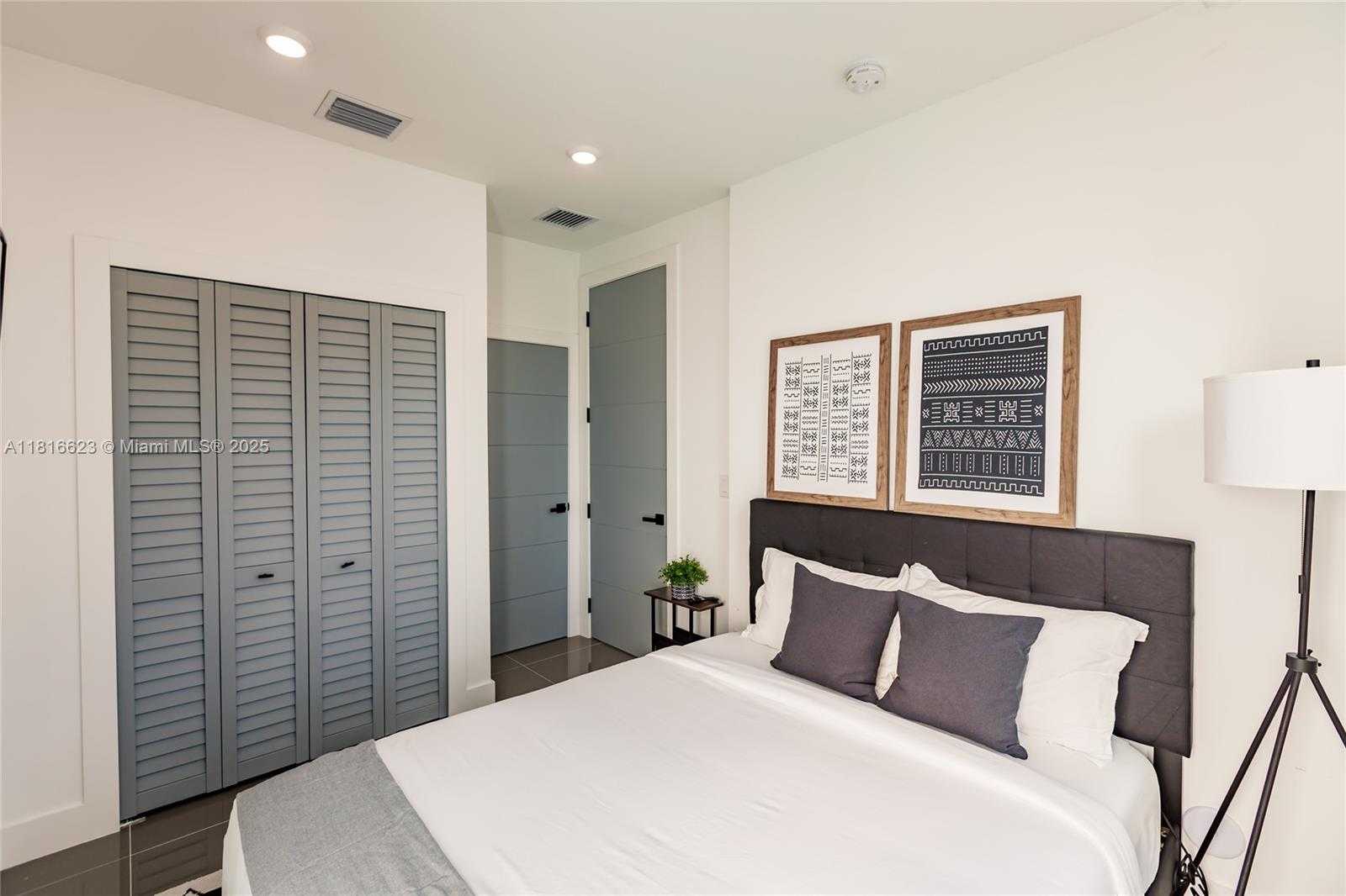 Small Image of 3645 SOUTH WEST 3RD STREET, Miami Number 22