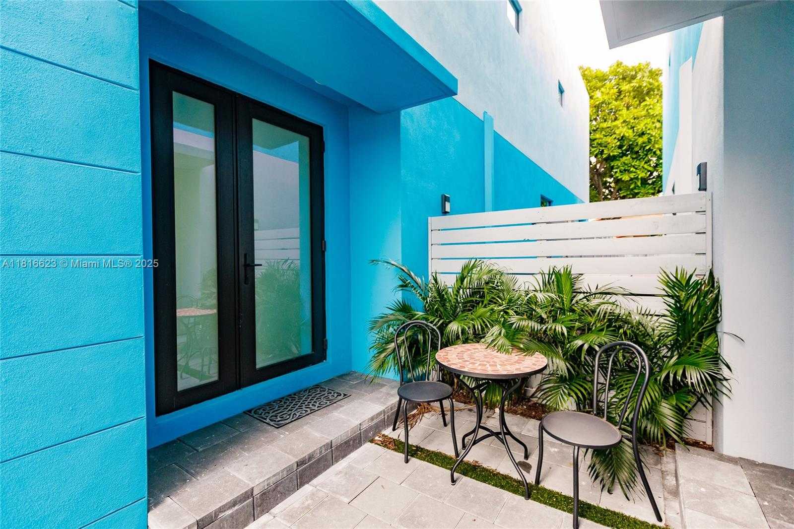 Small Image of 3645 SOUTH WEST 3RD STREET, Miami Number 5