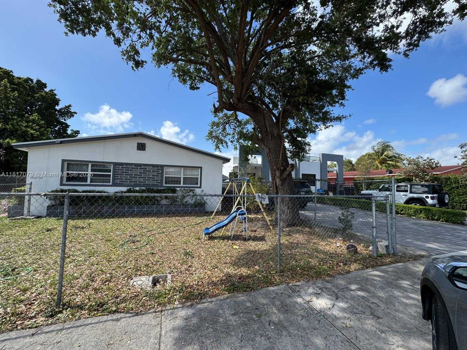Small Image of 1226 NORTH EAST 112TH ST, Miami Number 2