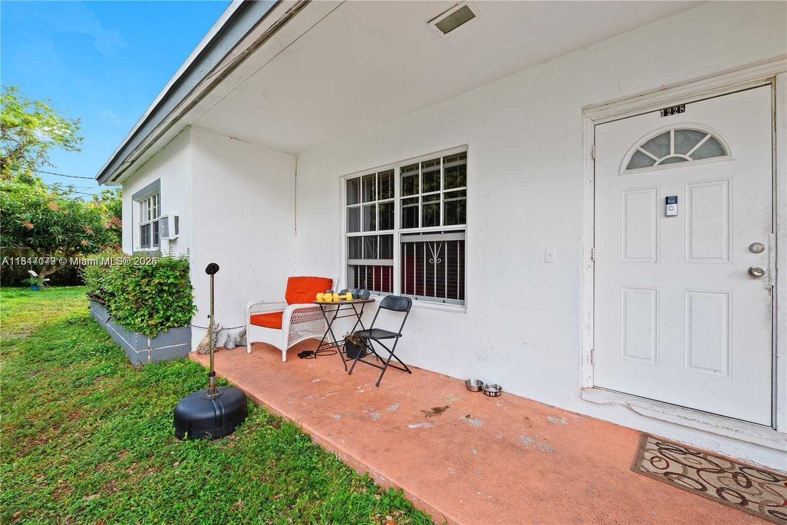 Small Image of 1226 NORTH EAST 112TH ST, Miami Number 21
