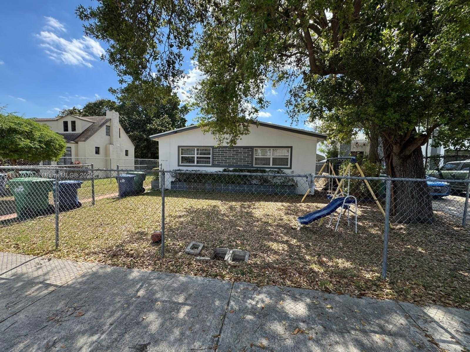 Small Image of 1226 NORTH EAST 112TH ST, Miami Number 9