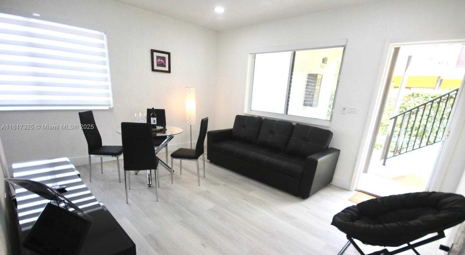 Small Image of 251 NORTH WEST 57TH AVE, Miami Number 13