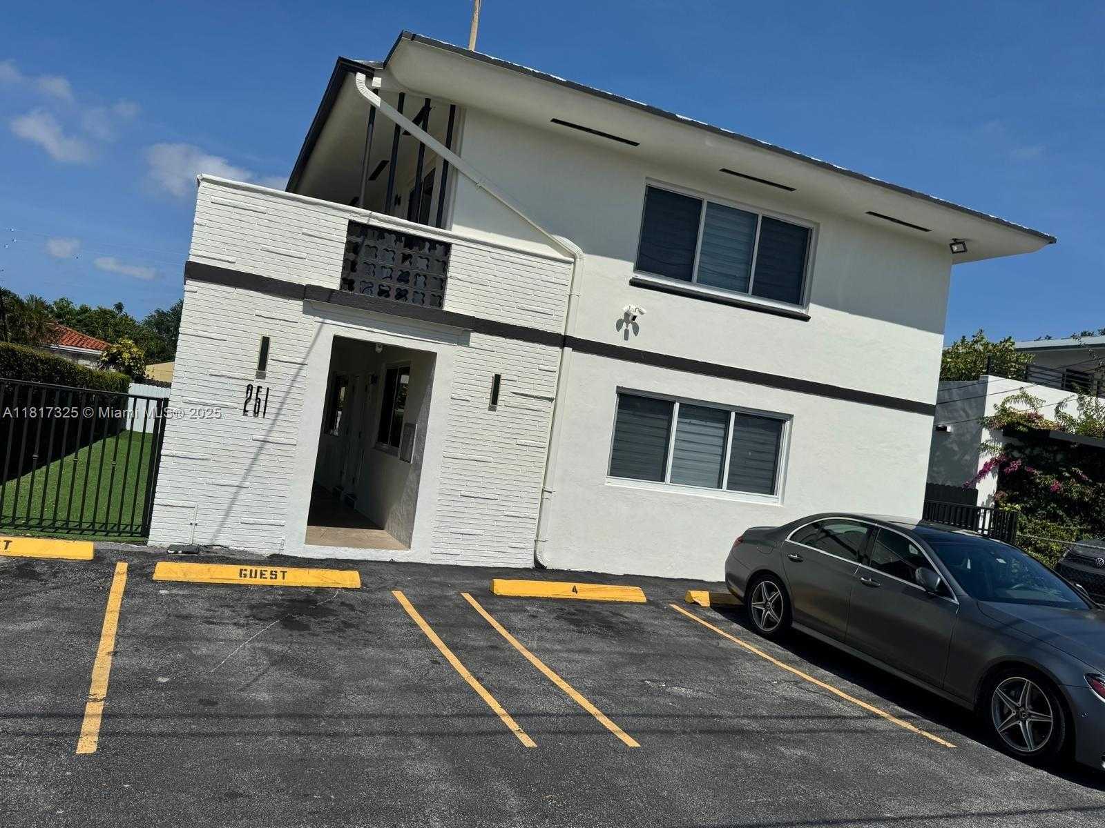 Small Image of 251 NORTH WEST 57TH AVE, Miami Number 2