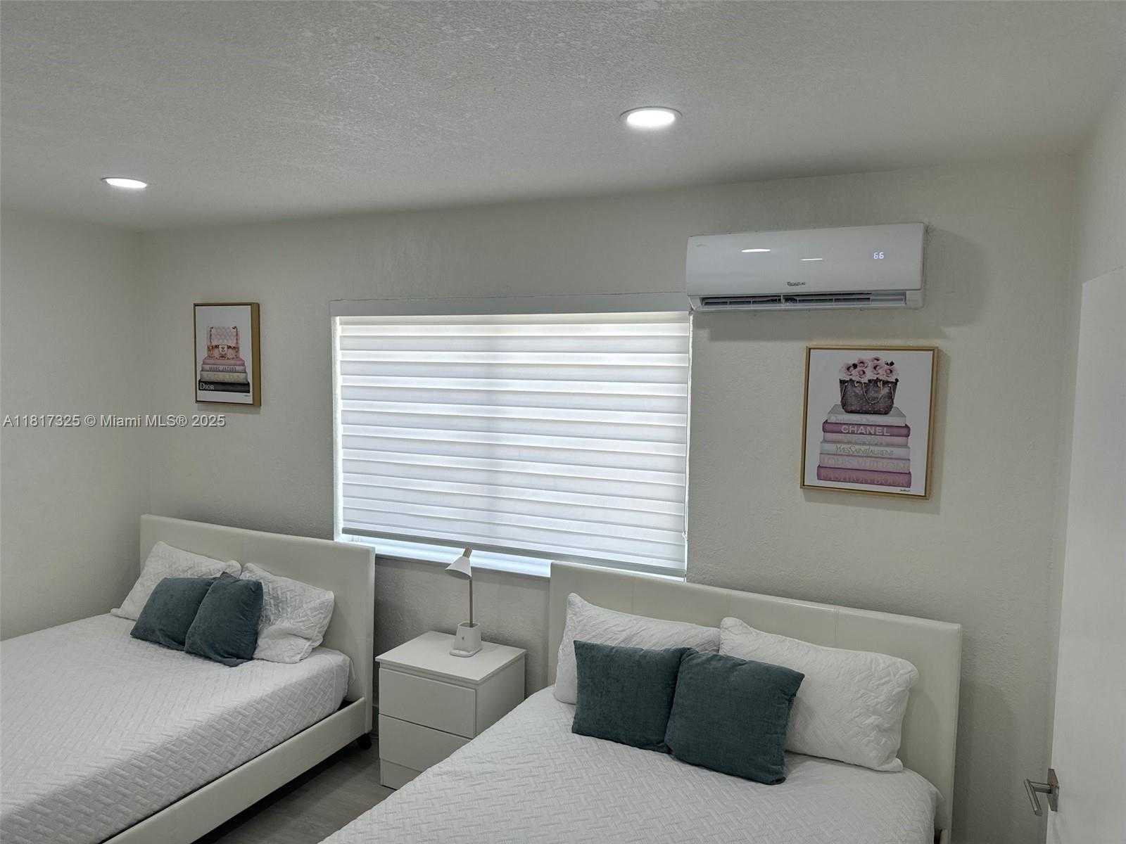 Small Image of 251 NORTH WEST 57TH AVE, Miami Number 23