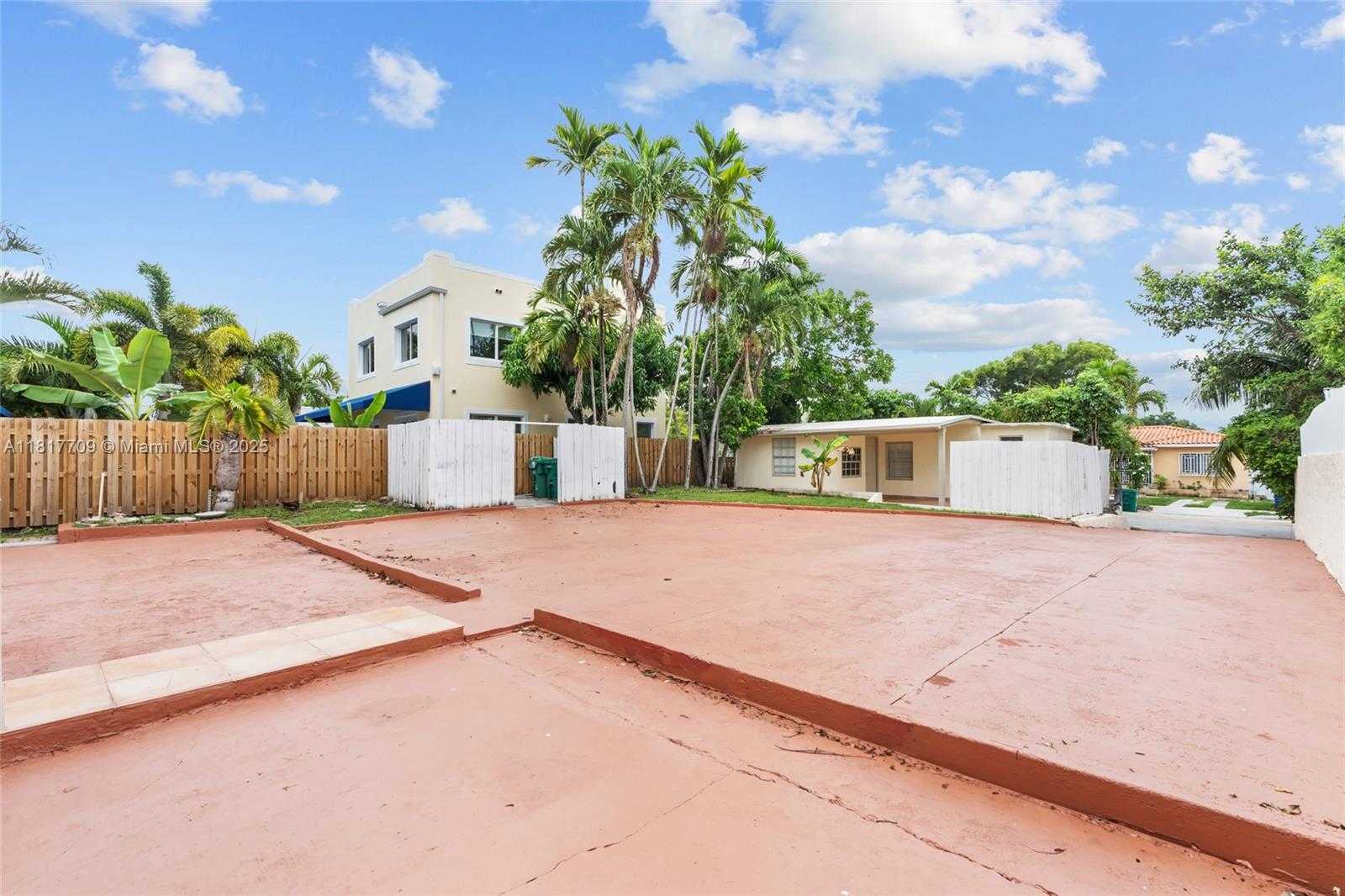 Small Image of 2385 SOUTH WEST 17TH ST #3, Miami Number 17