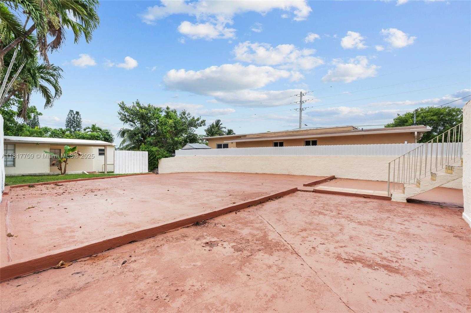 Small Image of 2385 SOUTH WEST 17TH ST #3, Miami Number 18