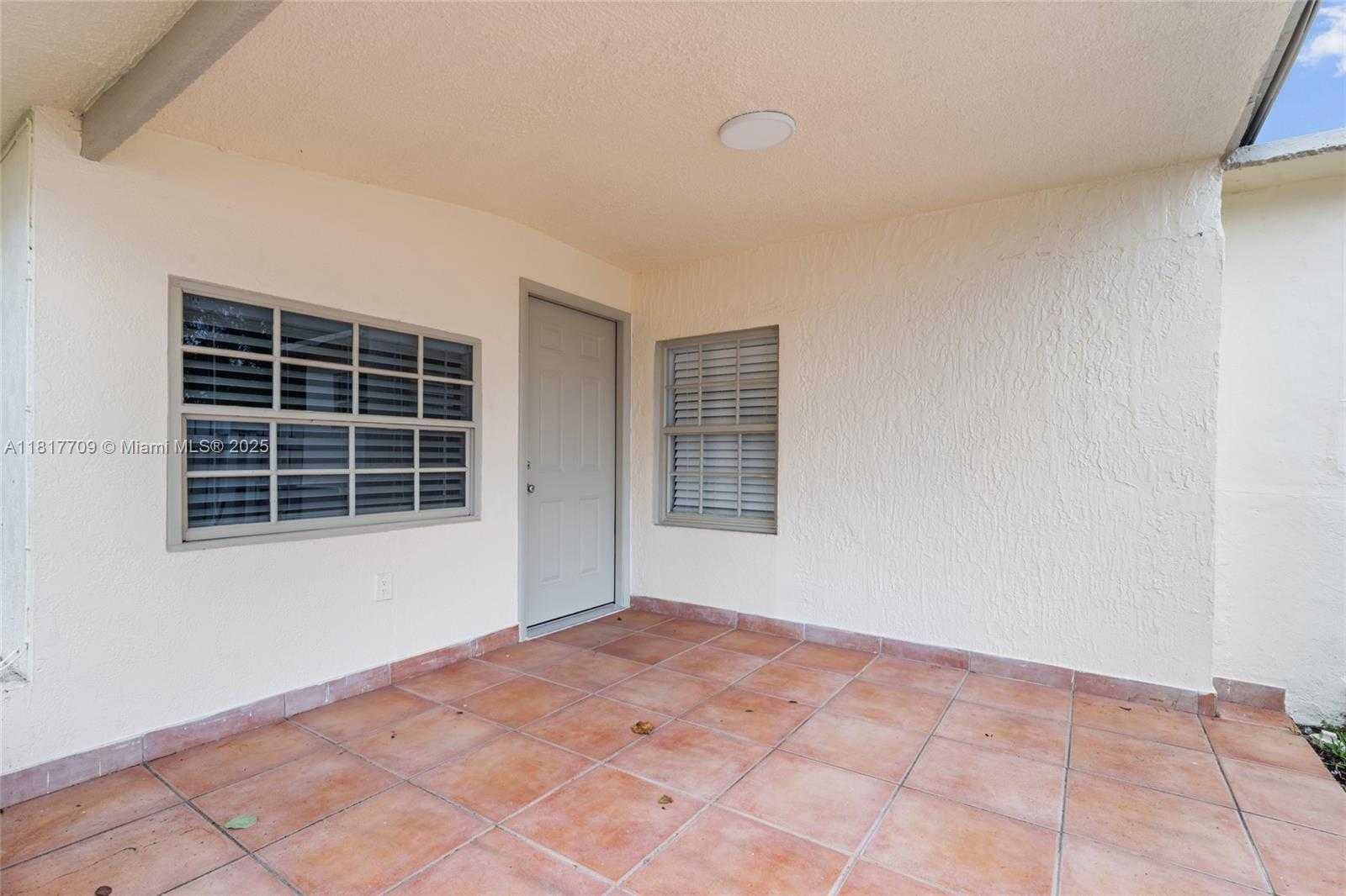Small Image of 2385 SOUTH WEST 17TH ST #3, Miami Number 39
