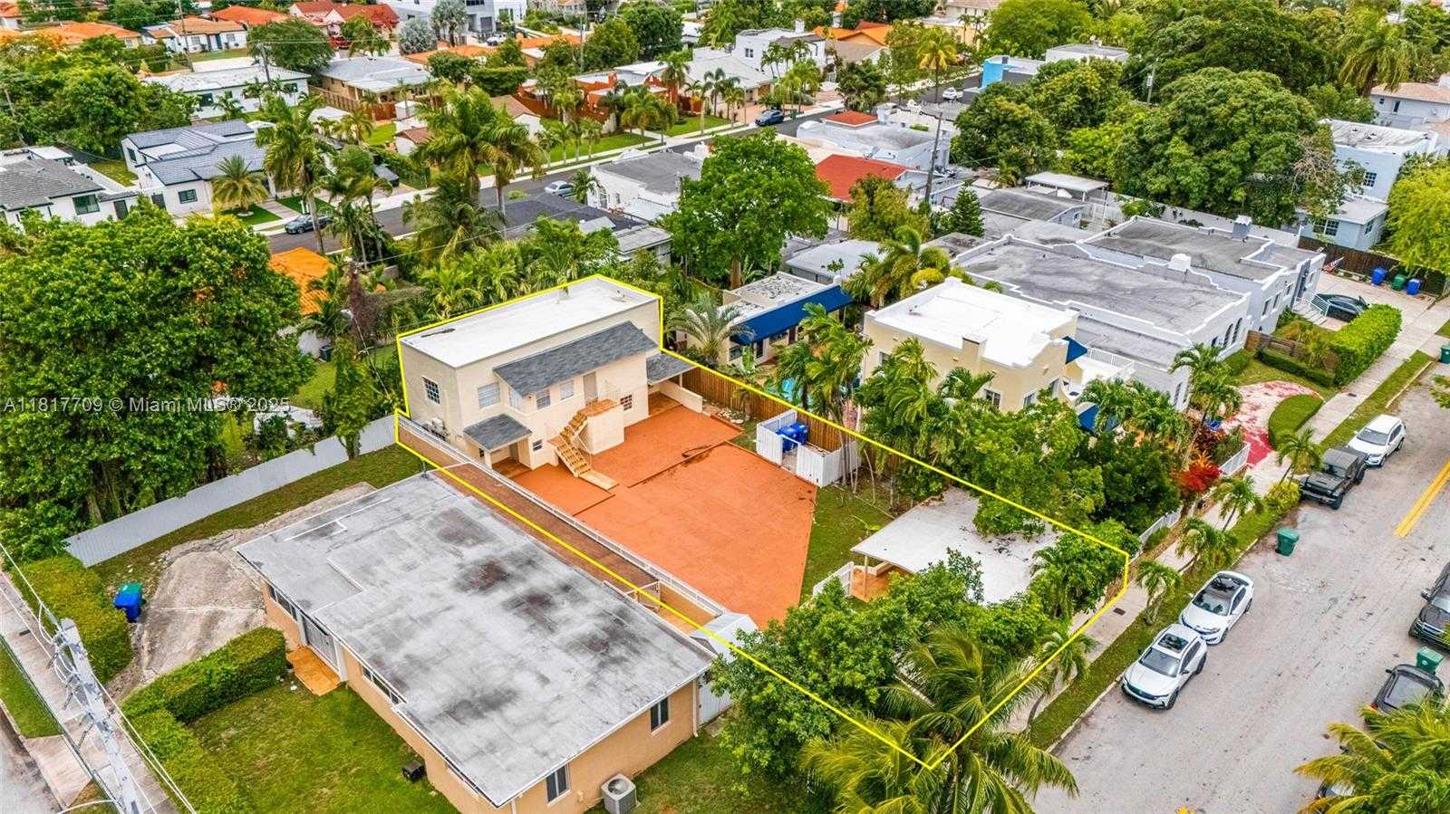 Small Image of 2385 SOUTH WEST 17TH ST #3, Miami Number 4