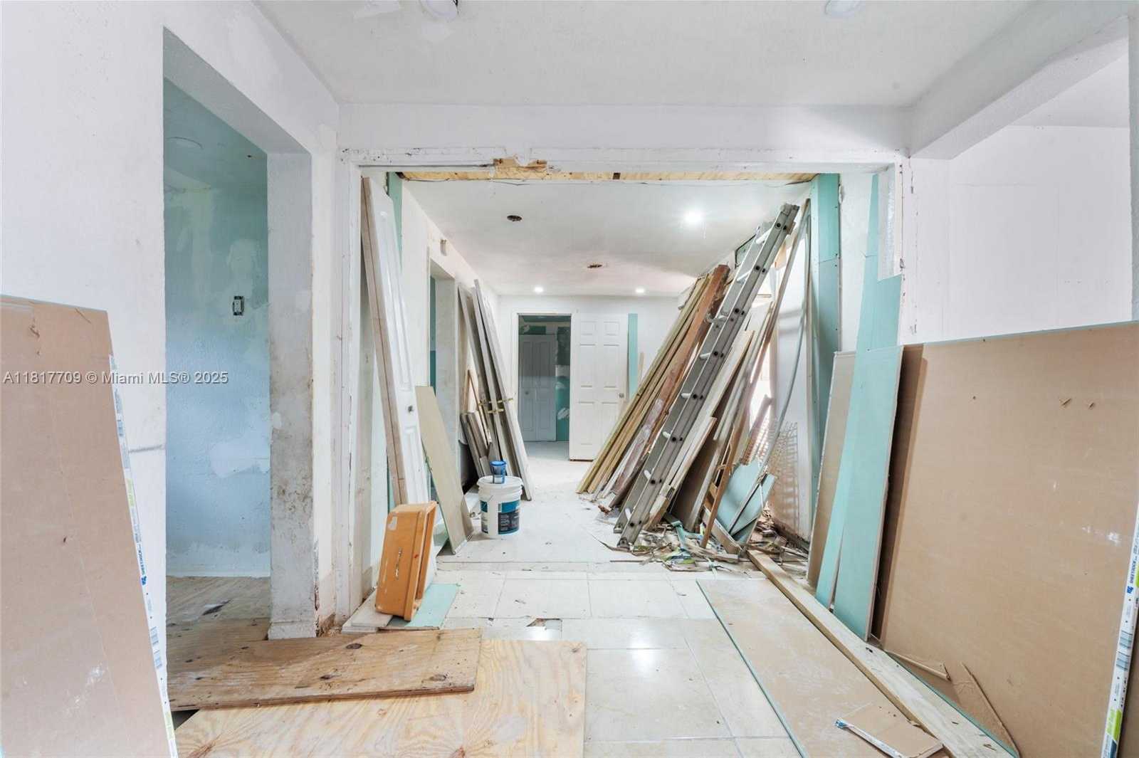 Small Image of 2385 SOUTH WEST 17TH ST #3, Miami Number 59