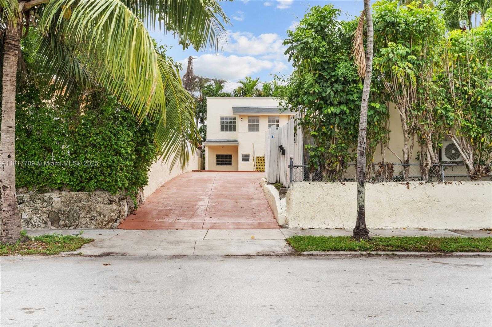 Small Image of 2385 SOUTH WEST 17TH ST #3, Miami Number 6