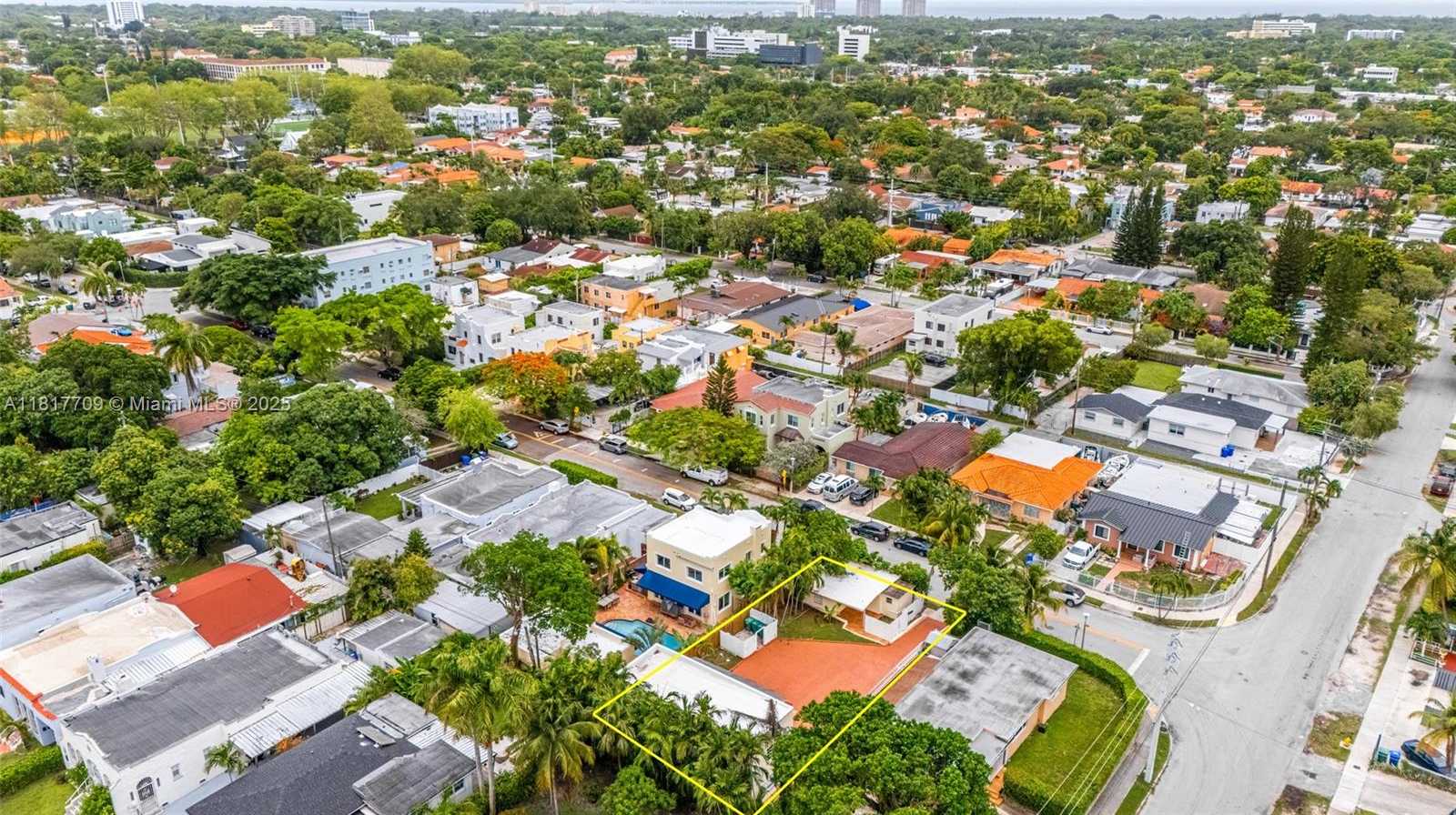 Small Image of 2385 SOUTH WEST 17TH ST #3, Miami Number 8