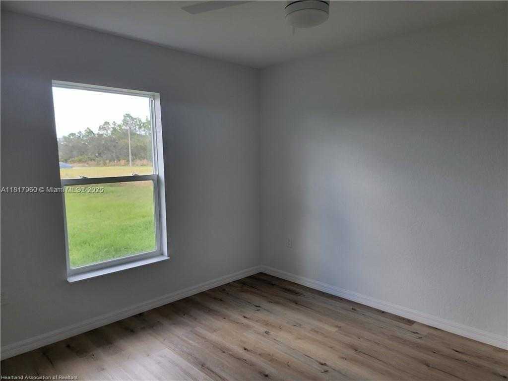 Small Image of 7004 San Bruno Dr, Sebring, FL 33872, USA Number 13