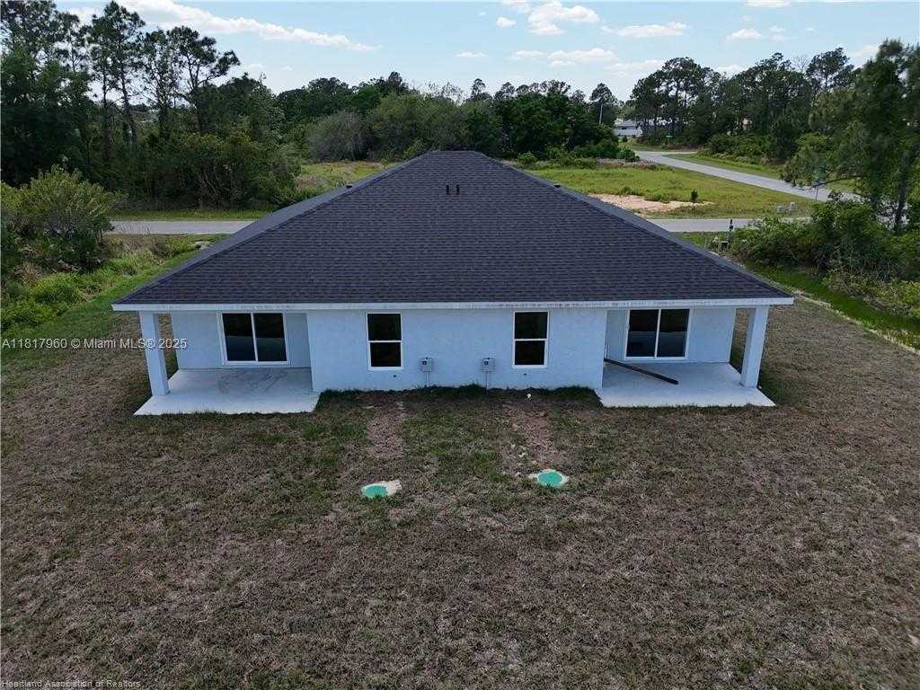 Small Image of 7004 San Bruno Dr, Sebring, FL 33872, USA Number 21