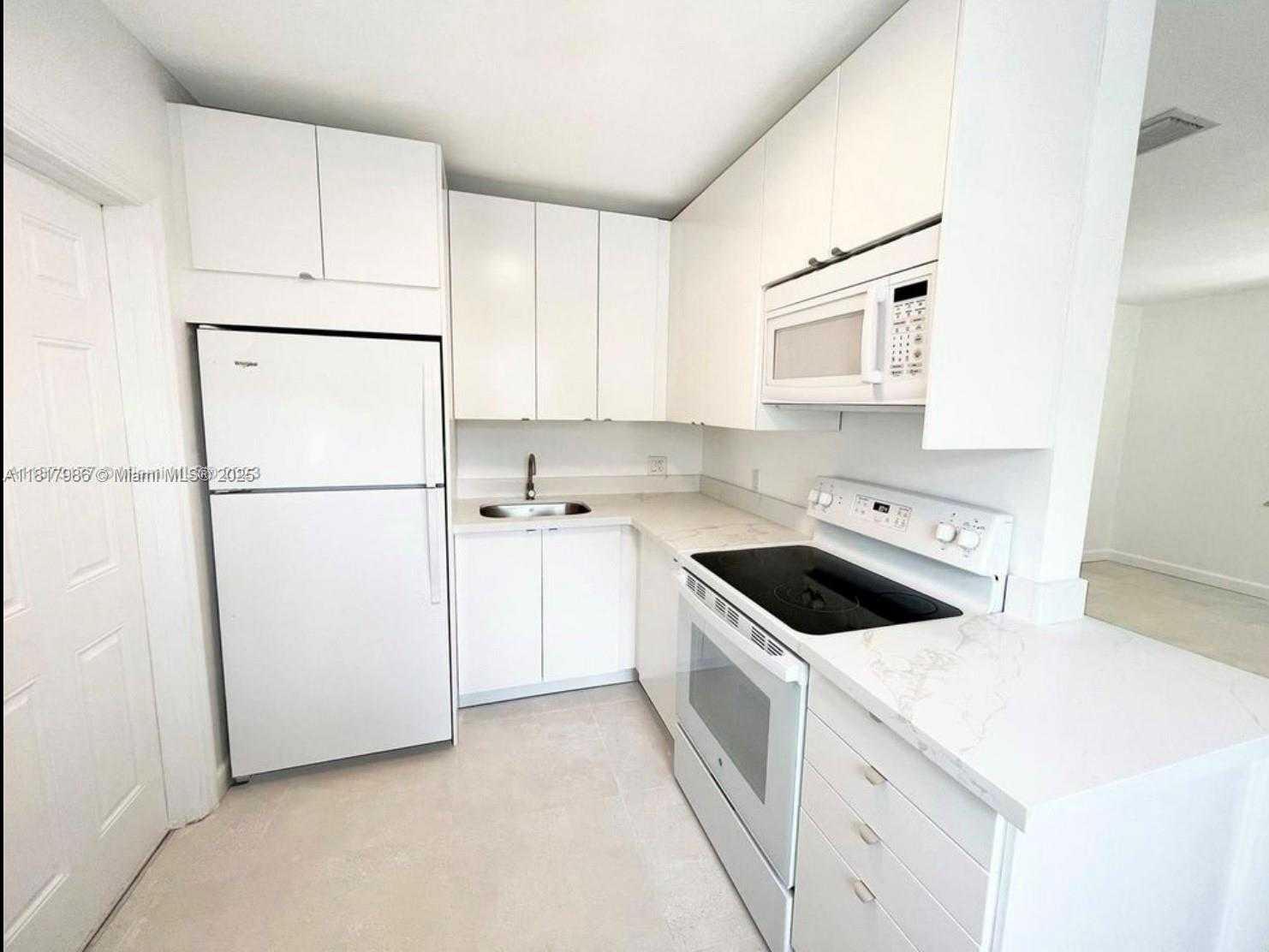 Small Image of 545 NORTH EAST 64TH ST, Miami Number 15