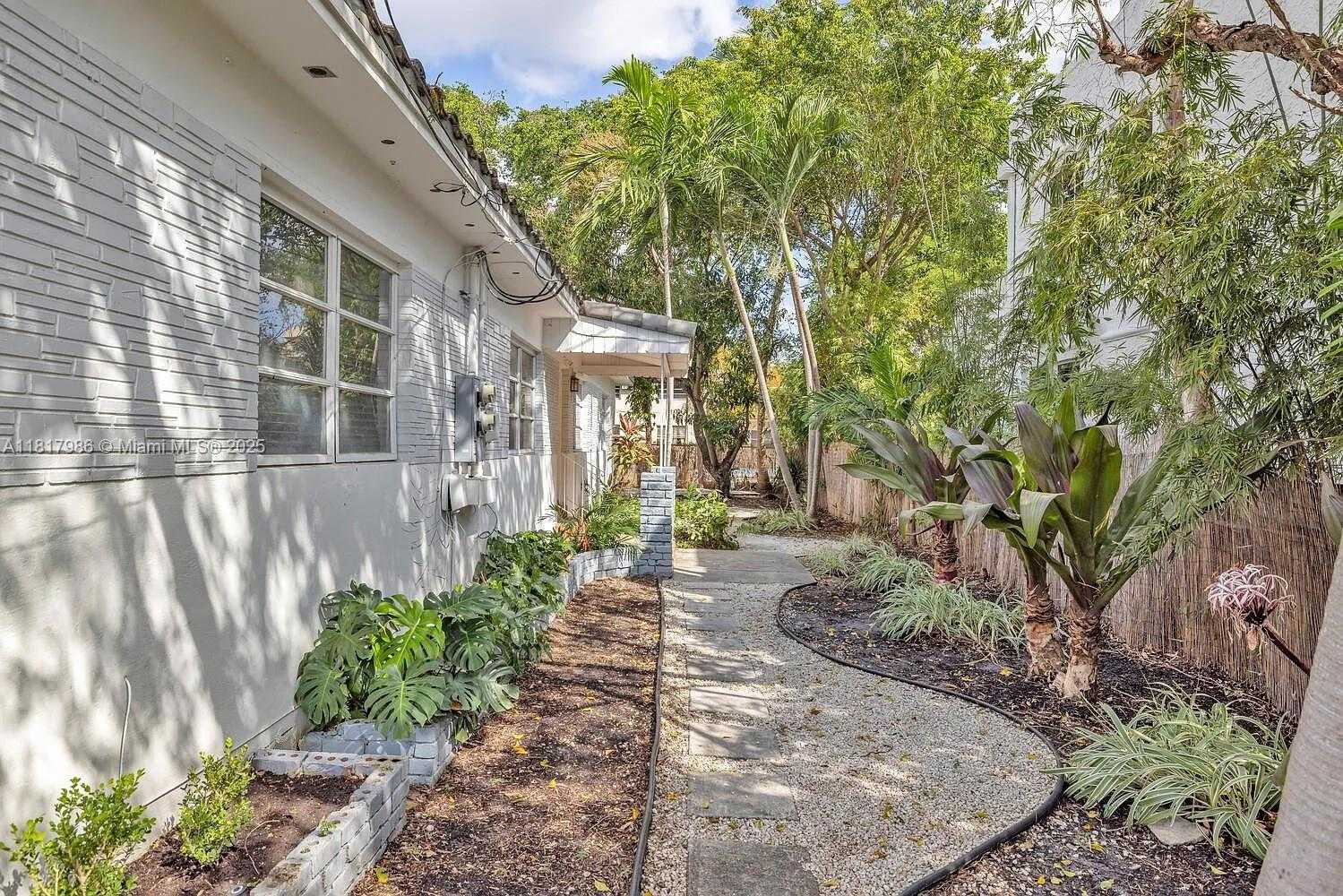 Small Image of 545 NORTH EAST 64TH ST, Miami Number 6
