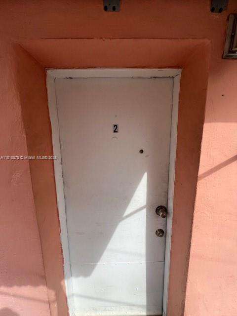 Small Image of 77 NORTHWEST BLVD, Miami Number 4