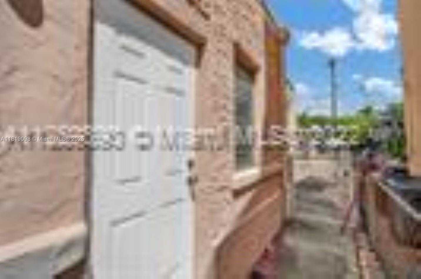 Small Image of 829 SOUTH WEST 19TH AVE #12, Miami Number 6
