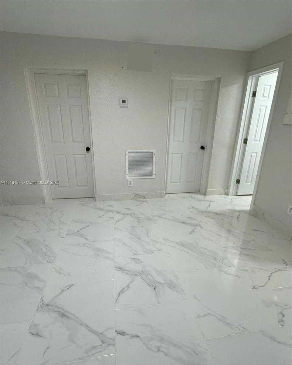 Small Image of 516 NORTH WEST 18TH AVE #2, Fort Lauderdale Number 8