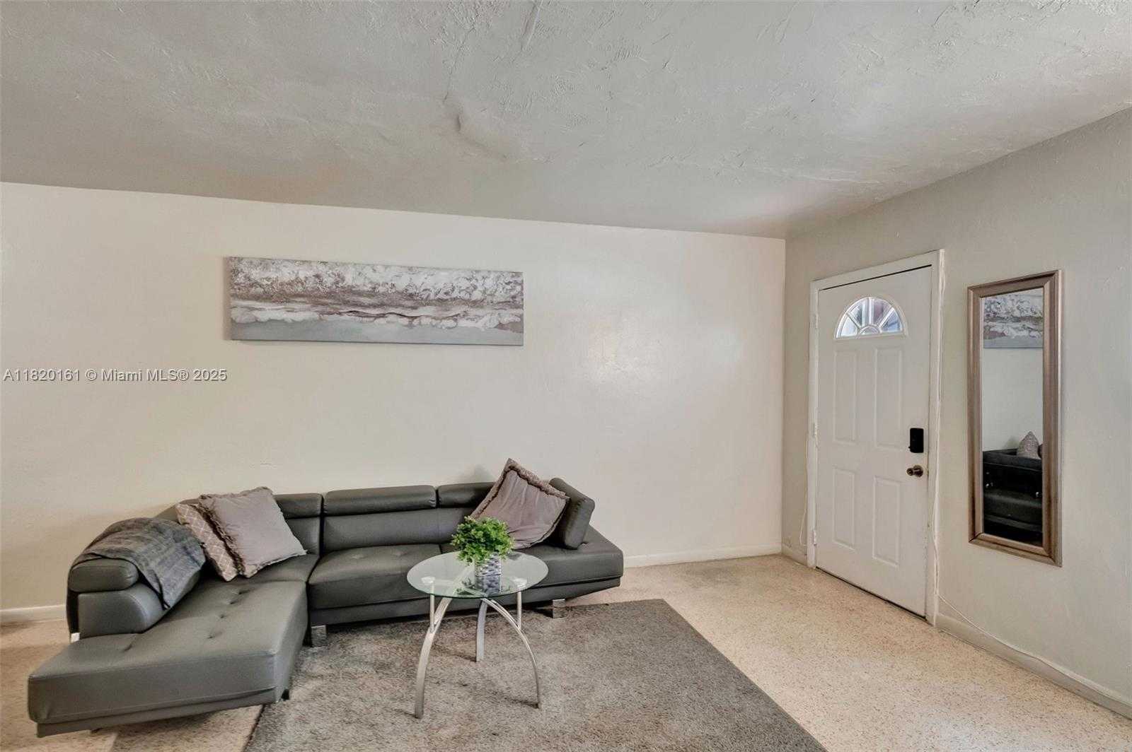 Small Image of 280 NORTH WEST 34TH ST, Miami Number 18