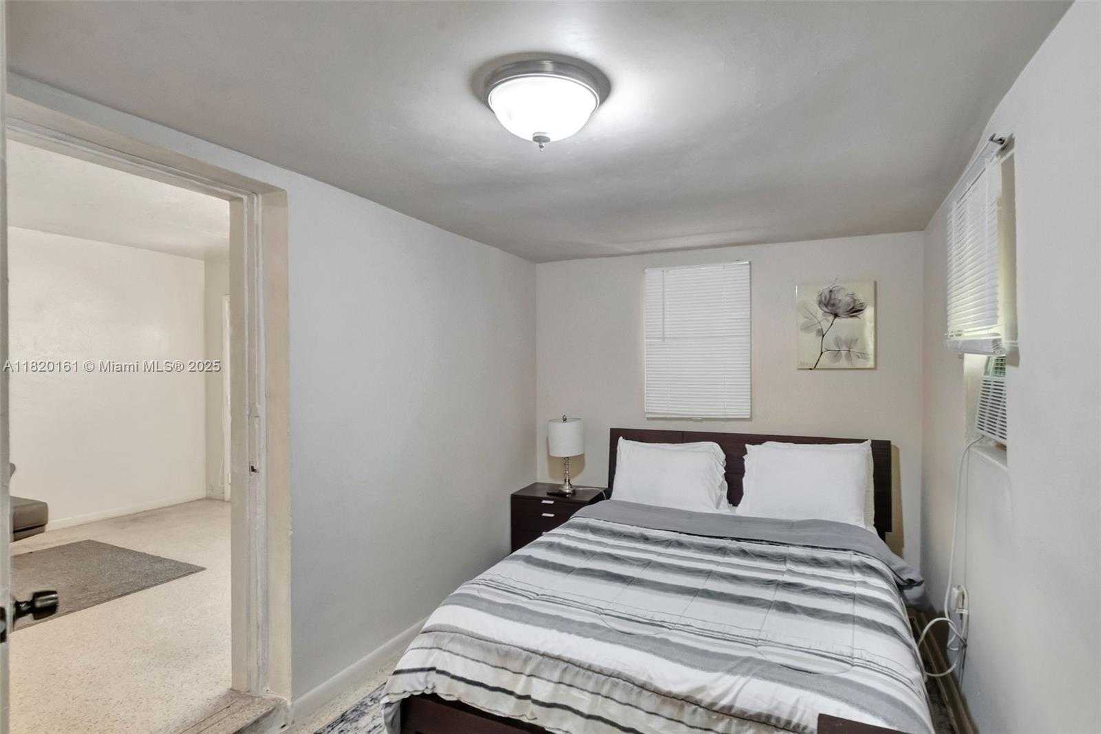 Small Image of 280 NORTH WEST 34TH ST, Miami Number 20