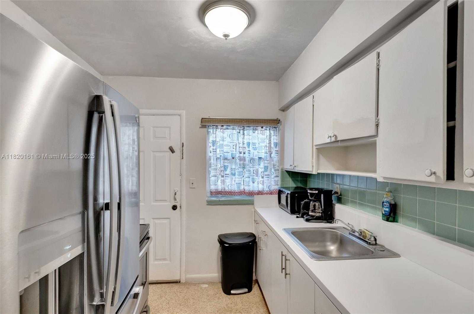Small Image of 280 NORTH WEST 34TH ST, Miami Number 21