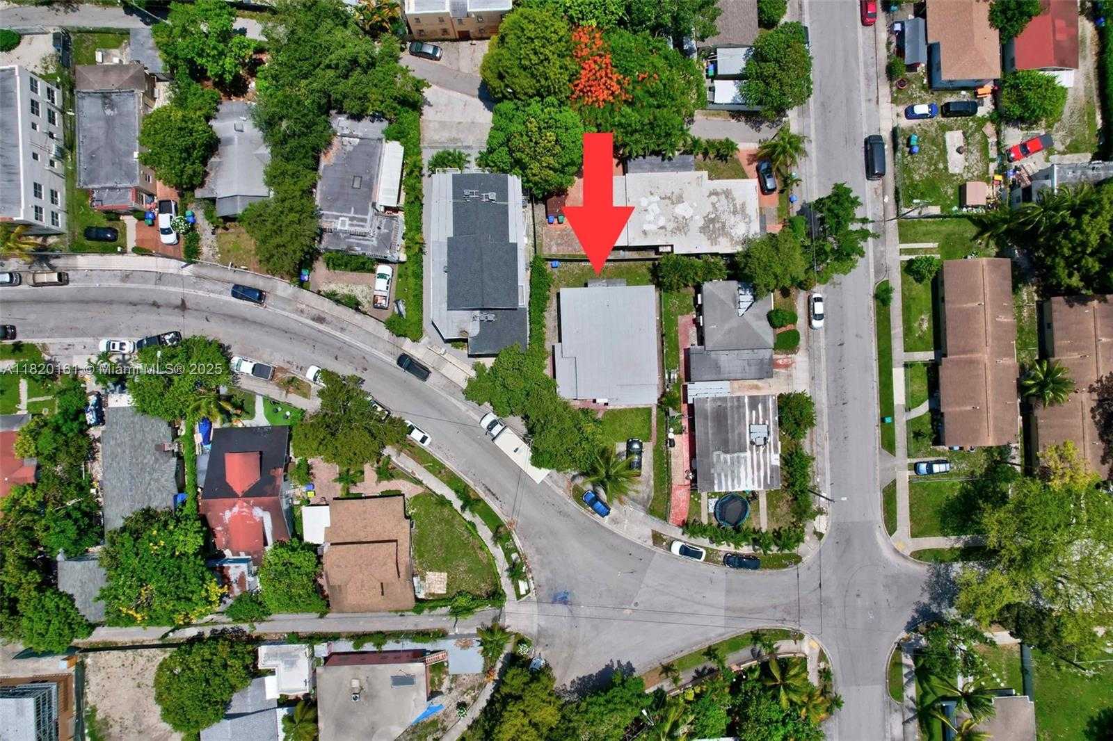 Small Image of 280 NORTH WEST 34TH ST, Miami Number 3