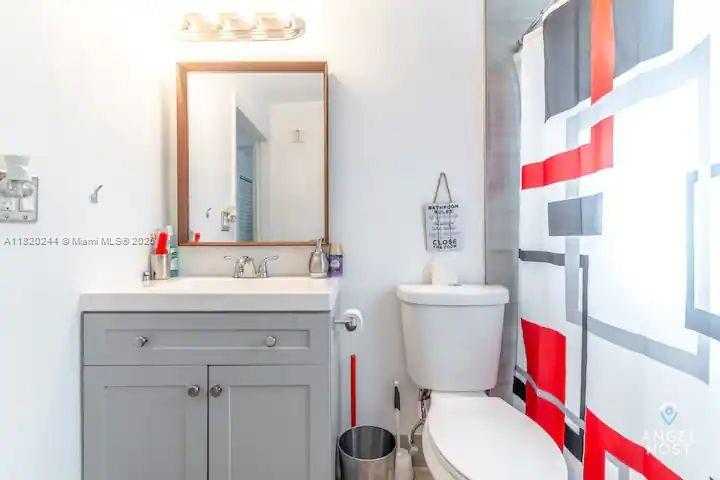 Small Image of 43 NORTH WEST 41ST ST, Miami Number 22