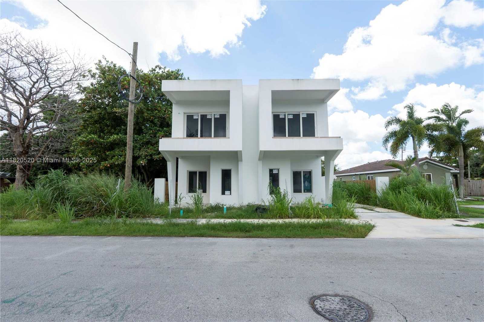 Small Image of 10290 SOUTH WEST 174TH TER #2, Miami Number 2