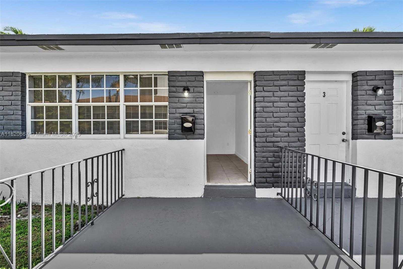Small Image of 740 84TH ST, Miami Beach Number 16