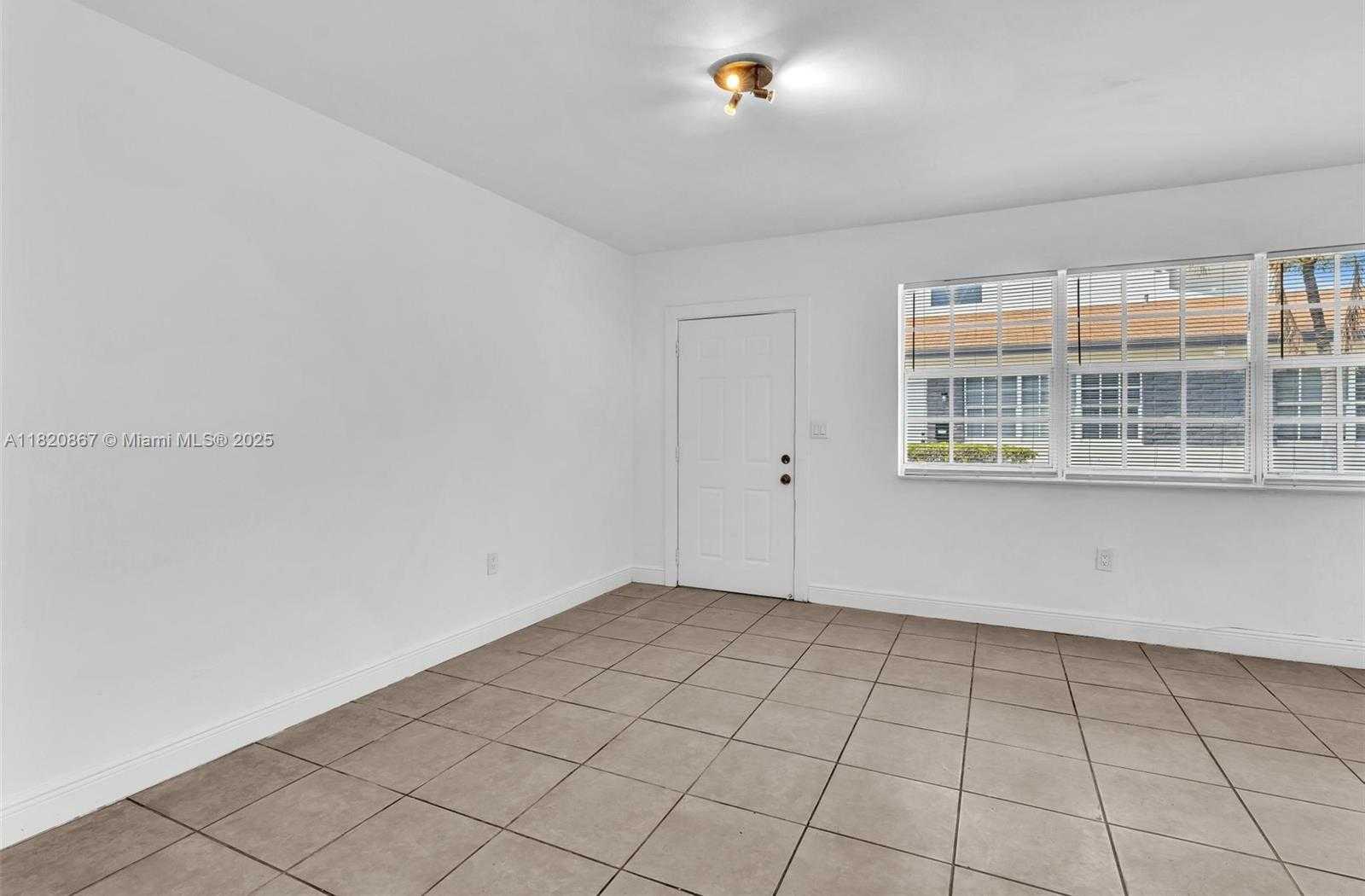 Small Image of 740 84TH ST, Miami Beach Number 23