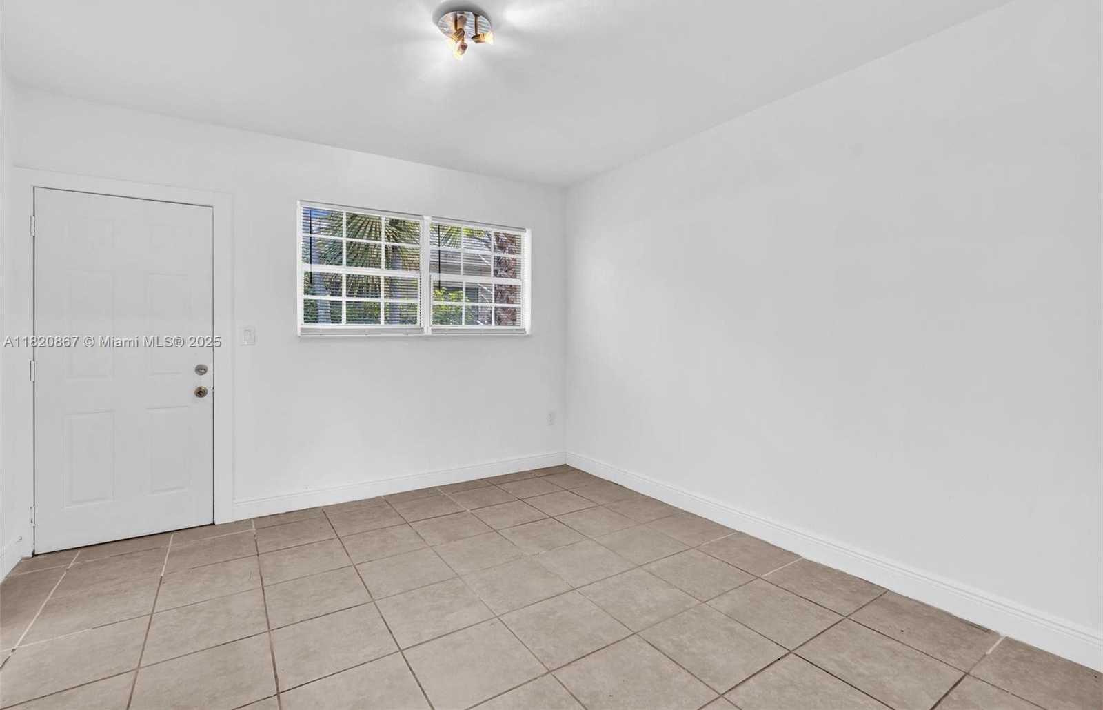 Small Image of 740 84TH ST, Miami Beach Number 26