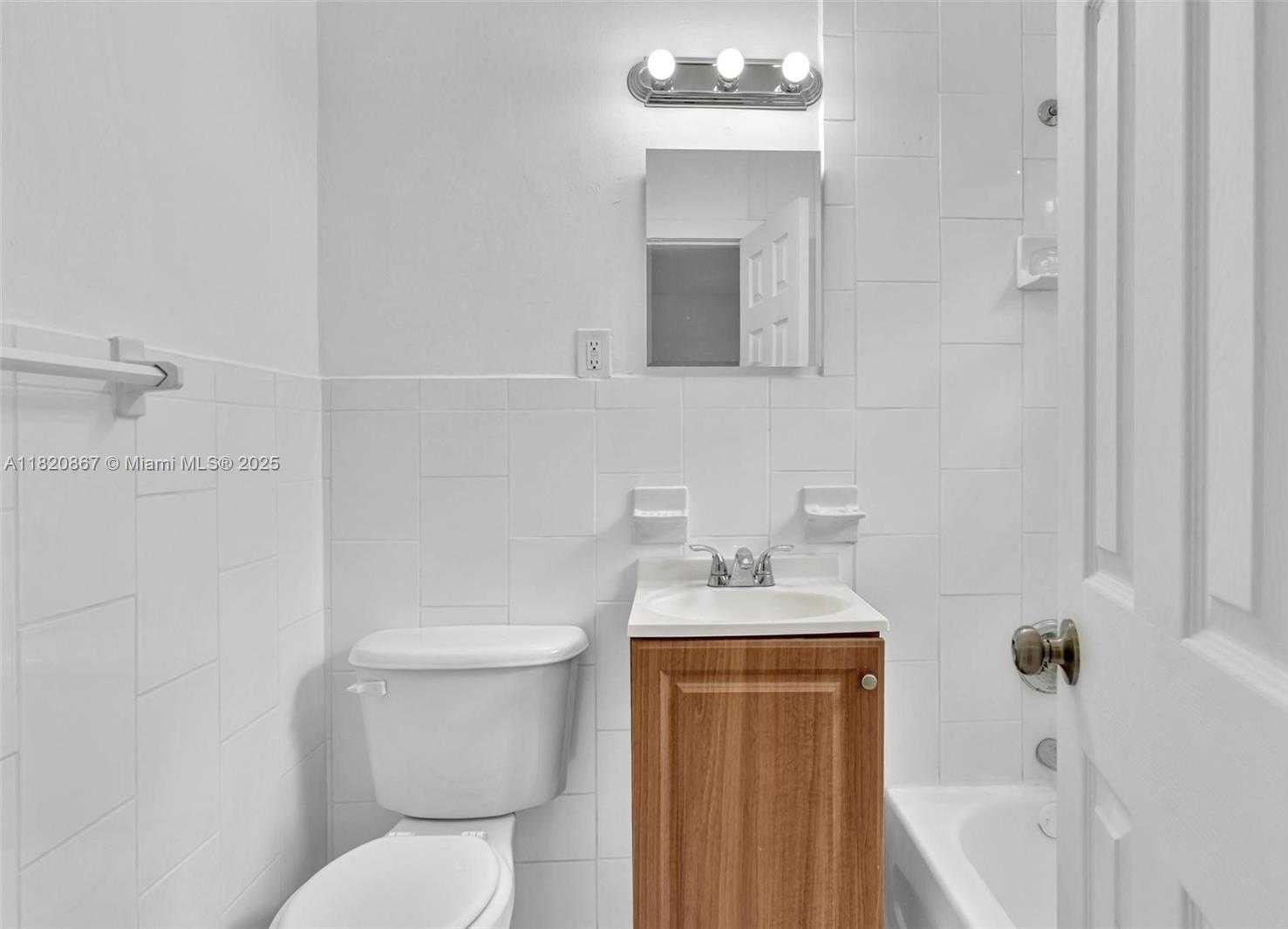 Small Image of 740 84TH ST, Miami Beach Number 29