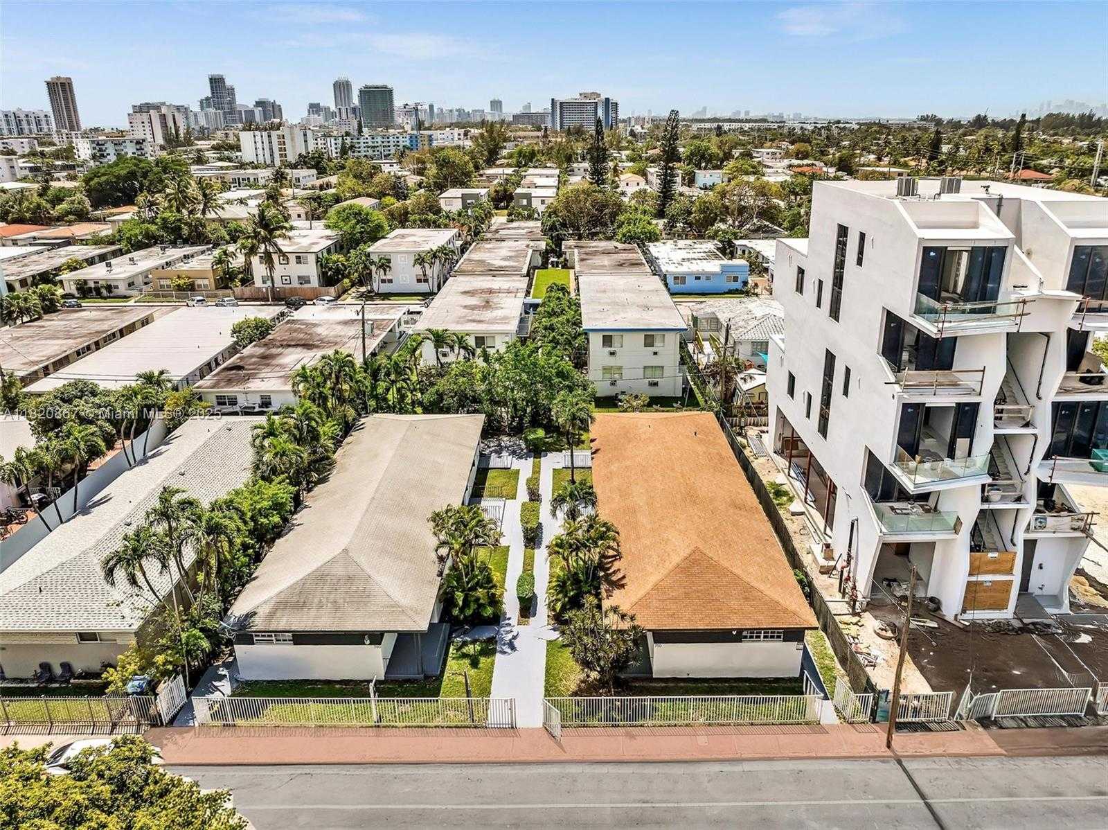 Small Image of 740 84TH ST, Miami Beach Number 32